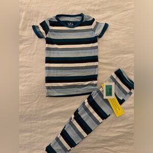 KIckee Pants short sleeve pajama set in meteorology stripe, size 3T